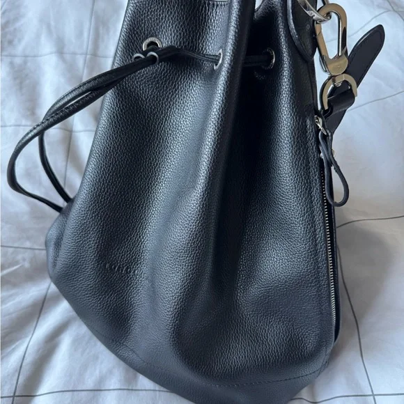 Longchamp Black Bucket Bag with Logo Lining - Picture 2 of 12